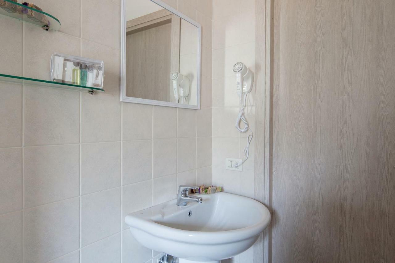 Blu Sea Rooms Специя Экстерьер фото